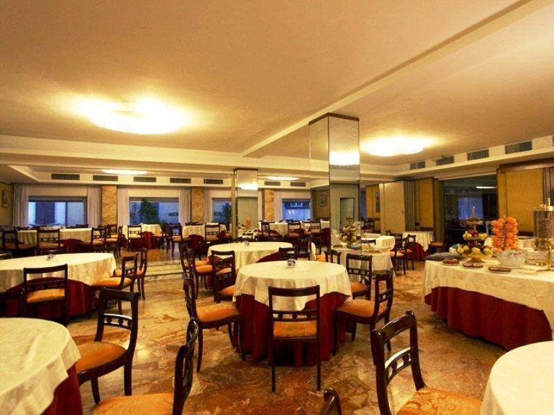 Hotel Ariston Pisa Exteriör bild