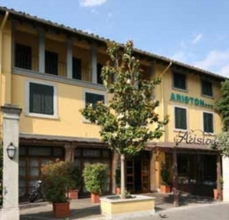 Hotel Ariston Pisa Exteriör bild